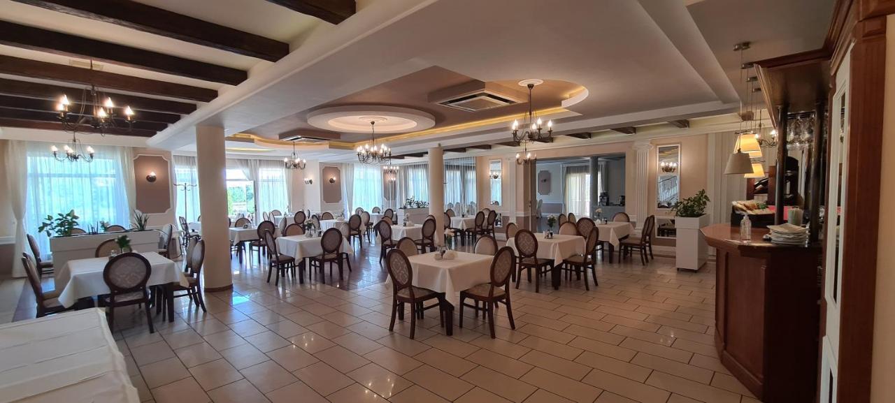 Hotel - Restauracja Koral Величка Екстер'єр фото