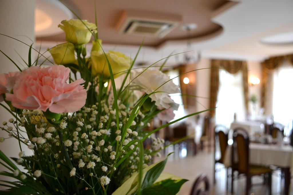 Hotel - Restauracja Koral Величка Екстер'єр фото