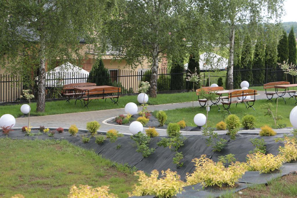 Hotel - Restauracja Koral Величка Екстер'єр фото