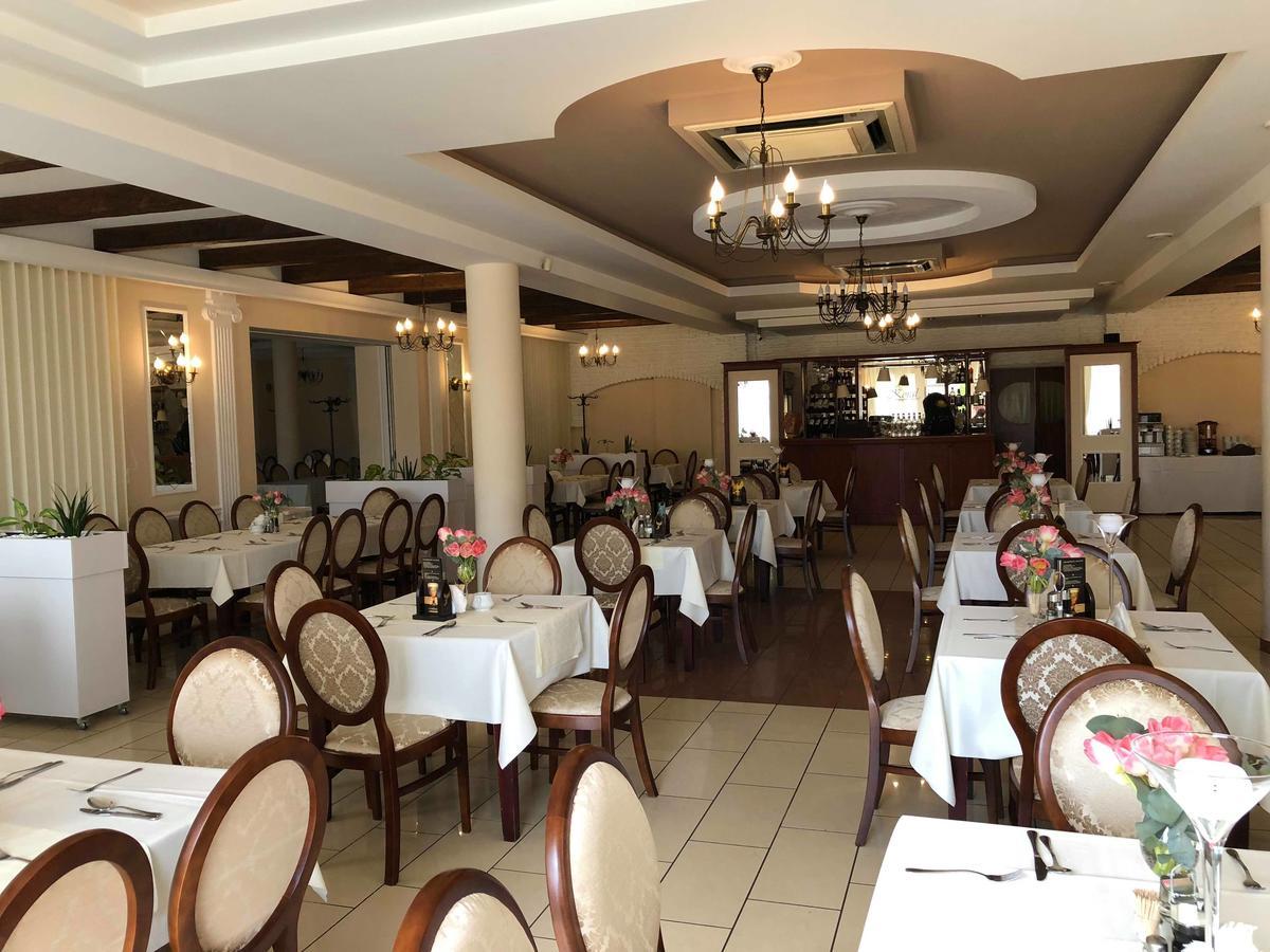 Hotel - Restauracja Koral Величка Екстер'єр фото